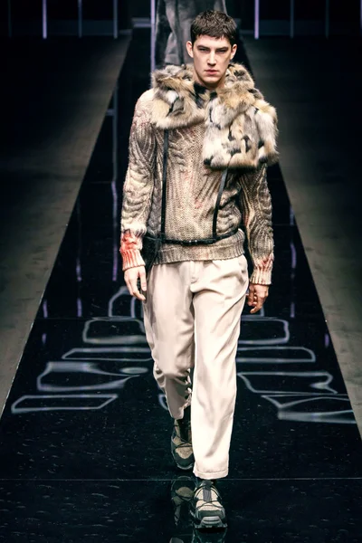 Look 72